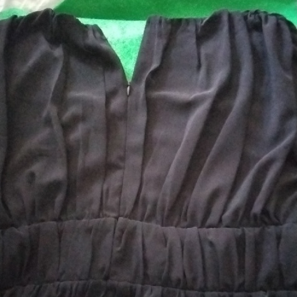 Chic Black Long Sleeve Dress - Picture 8 of 8